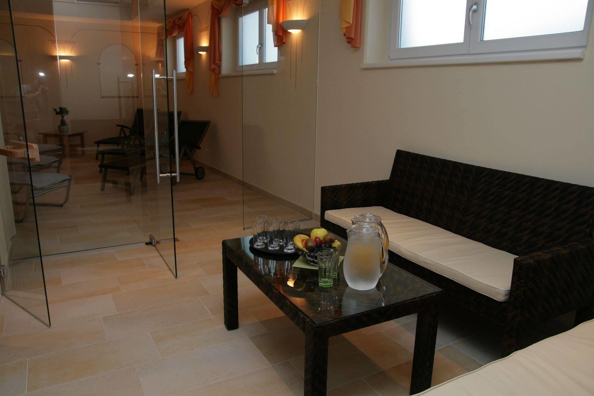 טולן Hotel Roemerhof מראה חיצוני תמונה