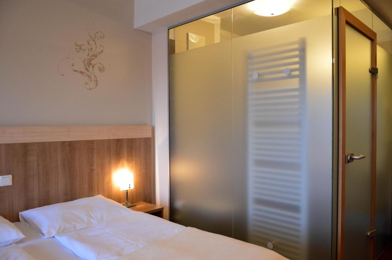 טולן Hotel Roemerhof מראה חיצוני תמונה